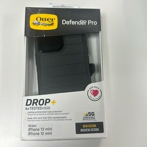 OtterBox Defender Series - Screenless case for iPhone 13 Mini